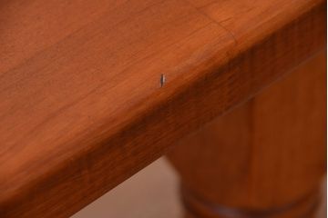 中古　海外製アンティークショップで購入　カントリー調ダイニングテーブル