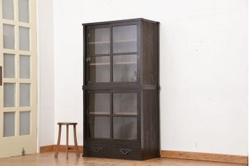 アンティーク家具　アンティーク　古い木のシックな二段重ね収納棚(飾り棚、食器棚)
