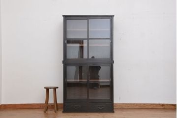 アンティーク家具　アンティーク　古い木のシックな二段重ね収納棚(飾り棚、食器棚)