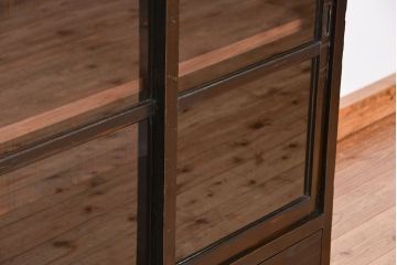 アンティーク家具　アンティーク　古い木のシックな二段重ね収納棚(飾り棚、食器棚)