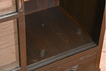 アンティーク家具　アンティーク　古い木のシックな二段重ね収納棚(飾り棚、食器棚)