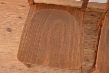 アンティーク家具　イギリスアンティーク　古い木のかわいらしいチャーチチェア2脚セット(教会椅子/イス)