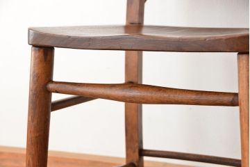 アンティーク家具　イギリスアンティーク　古い木のかわいらしいチャーチチェア2脚セット(教会椅子/イス)