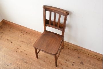 アンティーク家具　イギリスアンティーク　古い木のかわいらしいチャーチチェア(教会椅子/イス)