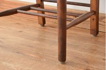 アンティーク家具　イギリスアンティーク　古い木のかわいらしいチャーチチェア(教会椅子/イス)