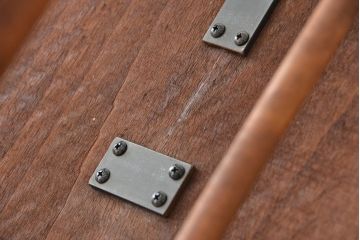 アンティーク家具　イギリスアンティーク　古い木のかわいらしいチャーチチェア(教会椅子/イス)