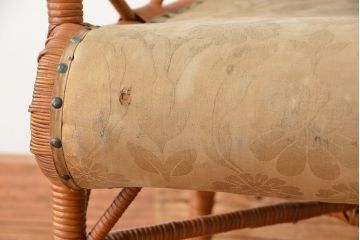 アンティーク家具　大正ロマン　(イタミ有り)シャビーなラタンアームチェア(ダイニングチェア・椅子)