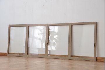 昭和レトロ　古いペンキのはげたシンプルなガラス戸4枚セット(1)