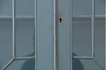 ヴィンテージ家具　イギリスビンテージ　1960年頃　アンティークペイント　かわいらしいビューローブックケース