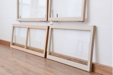昭和レトロ　古いペイントのシンプルな明り取り4枚セット
