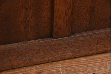 アンティーク建具　素朴な木味が魅力の小さな引き戸2枚セット(板戸)(R-011527)