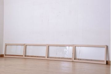アンティーク建具　ペイント　昭和レトロな雰囲気漂うガラス戸4枚セット(明り取り、明かり取り、引き戸、窓)(R-011533)