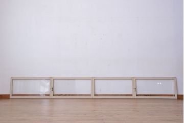 アンティーク建具　ペイント　昭和レトロな雰囲気漂うガラス戸4枚セット(明り取り、明かり取り、引き戸、窓)(R-011533)