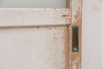 ★昭和レトロ　ペンキの剥げた古いガラス戸1枚?(引き戸)