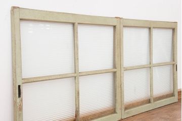 昭和レトロ　ペンキの剥げたモールガラス引き戸2枚セット(窓)