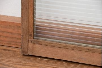 昭和レトロ　ペンキの剥げたモールガラス引き戸2枚セット(窓)