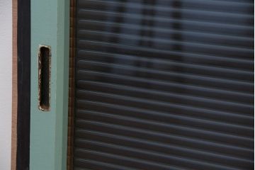 昭和レトロ　ペンキの剥げたモールガラス引き戸2枚セット(6)(ガラス、窓)