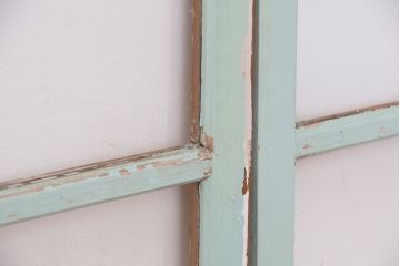 アンティーク建具　ペンキの剥げた風合いがシャビーシックなガラス戸2枚セット(引き戸)(R-011555)