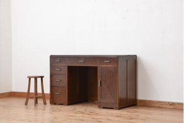 アンティーク家具　アンティーク　カウンターテーブル型の幅広い両袖机