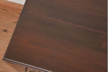 アンティーク家具　アンティーク　カウンターテーブル型の幅広い両袖机