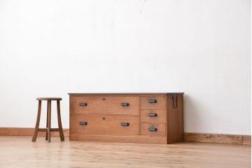 アンティーク家具　アンティーク　シンプルなローチェスト(ローボード)