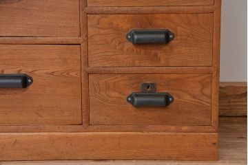 アンティーク家具　アンティーク　シンプルなローチェスト(ローボード)