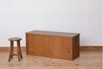 アンティーク家具　アンティーク　シンプルなローチェスト(ローボード)