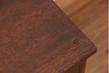 レトロ家具　昭和レトロ　シンプルな脚付きローチェスト(ローボード)