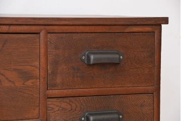 レトロ家具　昭和レトロ　シンプルな脚付きローチェスト(ローボード)