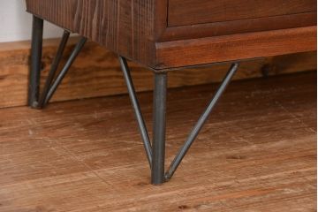 レトロ家具　昭和レトロ　シンプルな脚付きローチェスト(ローボード)