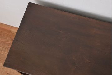 アンティーク家具　古民具・骨董　鉄脚付きの時代箪笥ローボード(ローチェスト)