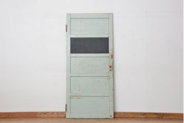 アンティーク　ジャンク品　ペンキの剥げたドア(扉)