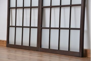 アンティーク　マス目格子ガラス戸2枚(引き戸)
