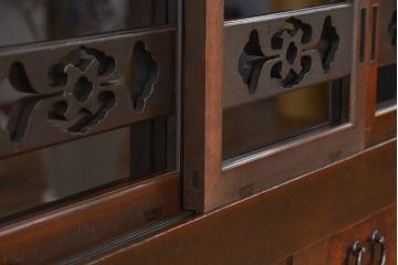 アンティーク家具　古民具・骨董　京都産　昇り引き出し付き美しい変わり型六尺水屋箪笥(食器棚、収納棚)