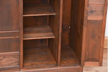レトロ家具　昭和レトロ　古い木の下駄箱(収納棚)