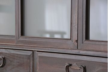 レトロ家具　昭和レトロ　四枚引き戸の時代箪笥ローボード(収納棚)