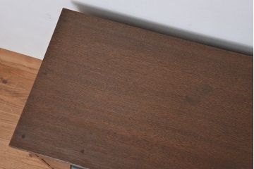 アンティーク家具　アンティーク　鉄脚付きワイドローチェスト?(ローボード、タンス、箪笥)