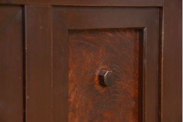 アンティーク家具　古民具・骨董　四尺水屋箪笥の鉄脚付きサイドボード(収納棚、リビングボード)