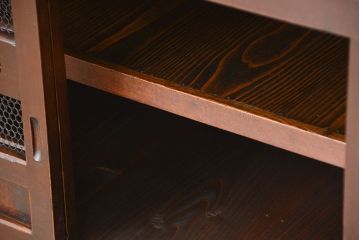 アンティーク家具　古民具・骨董　四尺水屋箪笥の鉄脚付きサイドボード(収納棚、リビングボード)
