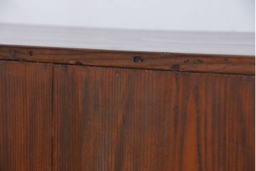 レトロ家具　★昭和レトロ　古い木の脚付きワイドローボード(ローチェスト、タンス、箪笥)