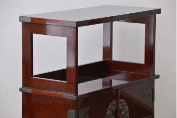新同品　彫金、伝統工芸士「菊広」作、木地蝋塗り岩谷堂箪笥飾り棚(購入金額約60万)