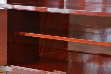 新同品　彫金、伝統工芸士「菊広」作、木地蝋塗り岩谷堂箪笥飾り棚(購入金額約60万)