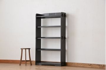レトロ家具　★昭和レトロ　シックな楔本棚(ブックシェルフ、飾り棚)