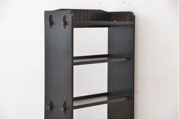 レトロ家具　★昭和レトロ　シックな楔本棚(ブックシェルフ、飾り棚)
