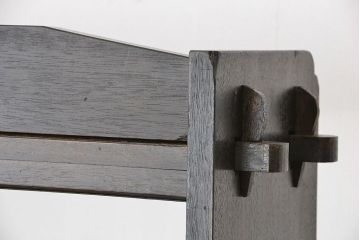 レトロ家具　★昭和レトロ　シックな楔本棚(ブックシェルフ、飾り棚)