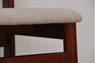 中古　カリモク　レトロでかわいいダイニングチェア2脚セット