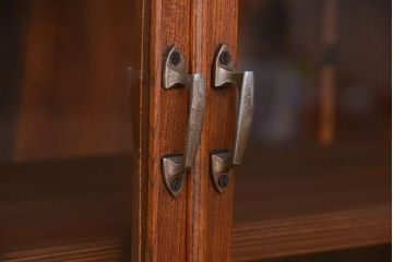 アンティーク家具　アンティーク　三方欅材の上質な収納棚(本箱、食器棚)