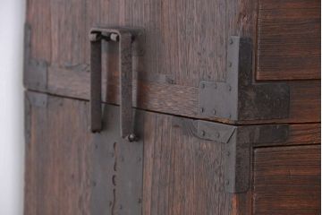 アンティーク家具　☆古民具・骨董　モダンな二段重ね時代箪笥