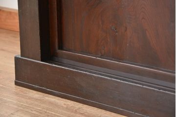 アンティーク家具　古民具・骨董　欅の杢目が素晴らしい昇り引き出し付き水屋箪笥サイドボード(食器棚、収納棚)