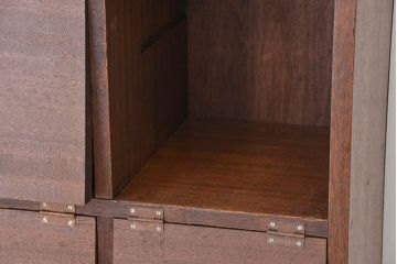 レトロ家具　昭和レトロ　脚付き15升パタパタ下駄箱(収納棚、マス目棚)